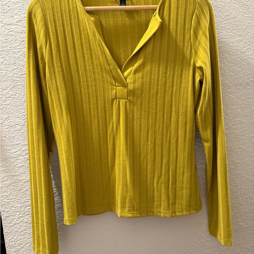 Banana Republic Mustard Long Sleeve Ribbed Top